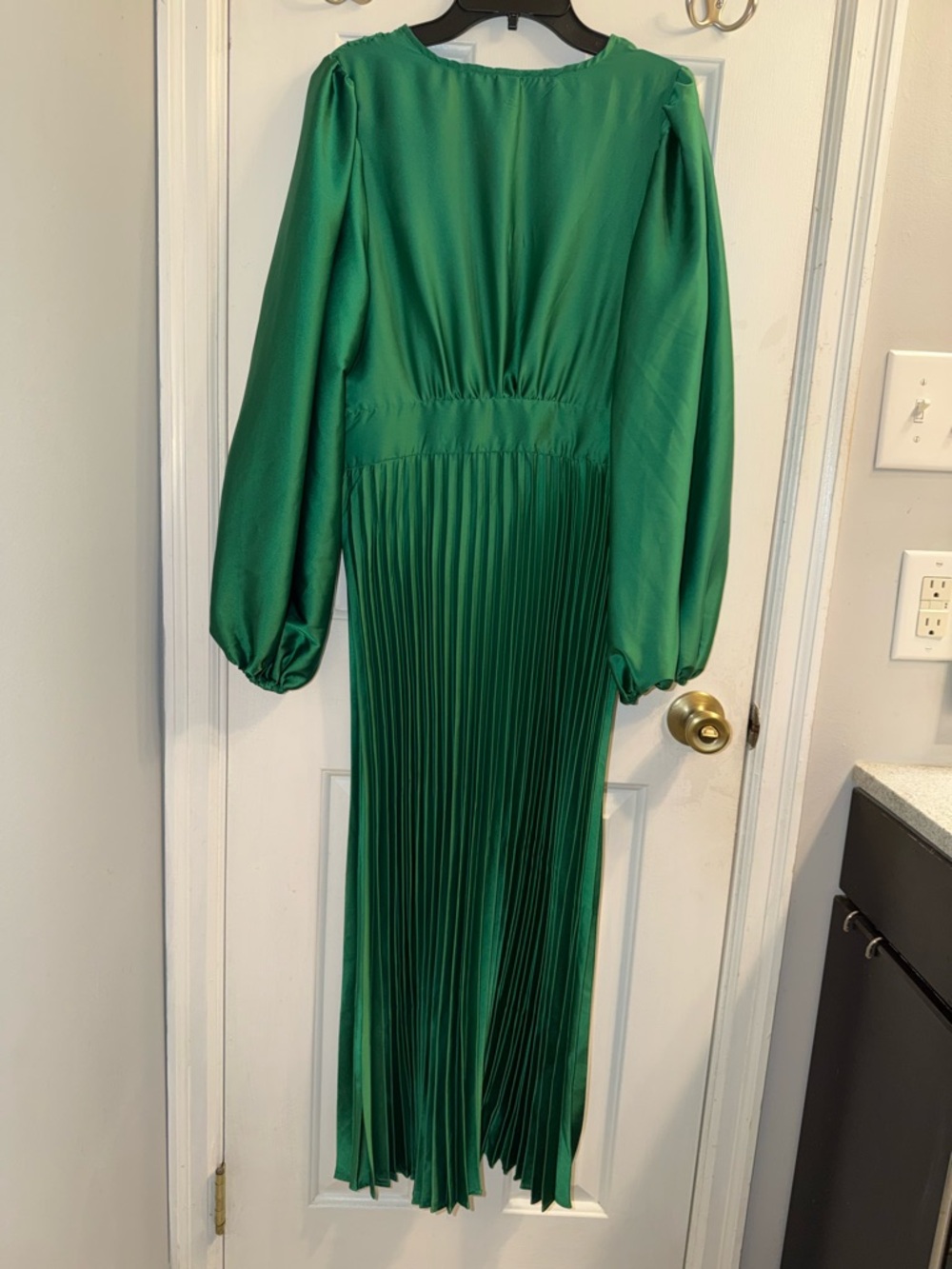 SOLD SHEIN Green Satin Pleated V-Neck Maxi Dress - Picture 7 of 8